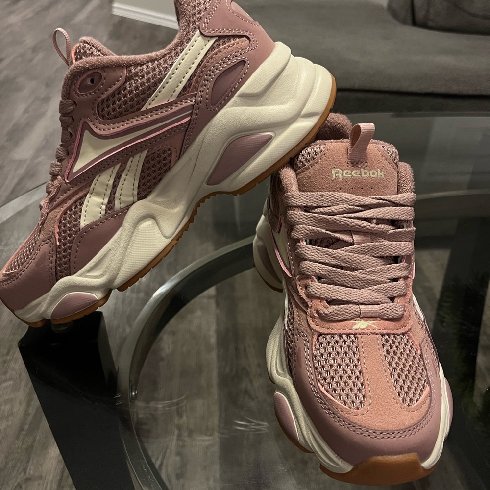 Reebok Women's Mauve and Cream Sneakers
